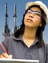 woman engineer with a bachelor's degree in engineering